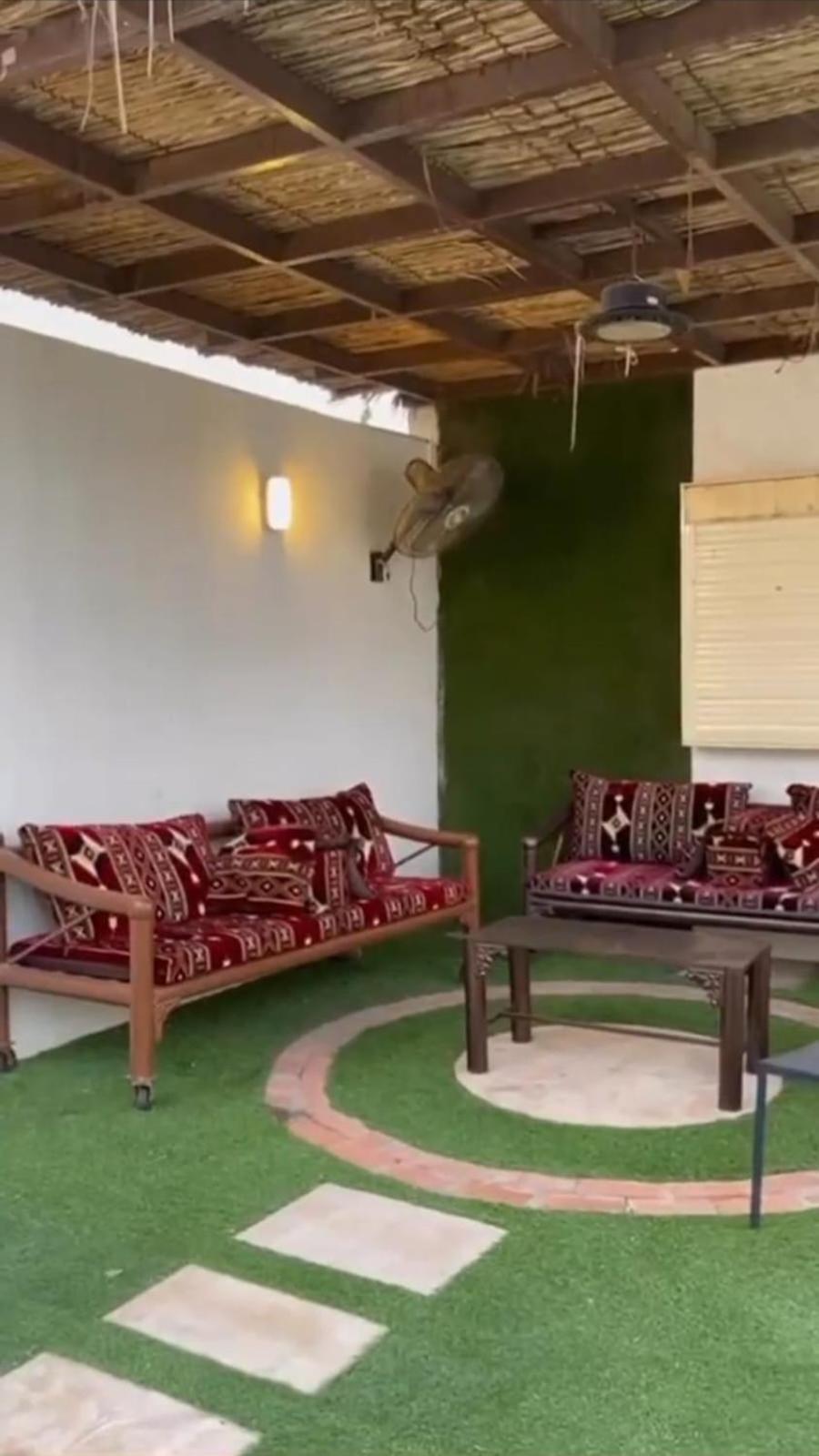 شاليهات الكوخ السويسري وأكوابارك Villa Ash Shishah ภายนอก รูปภาพ